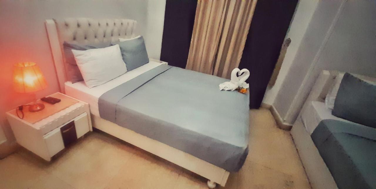 Hostel Abdeen Palace *