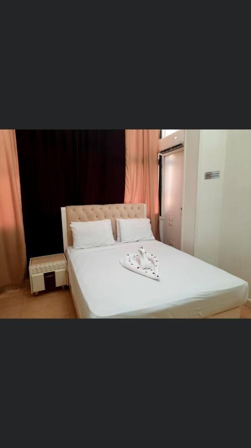 Hostel Abdeen Palace Cairo
