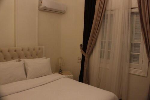 Abdeen Palace Hostel *